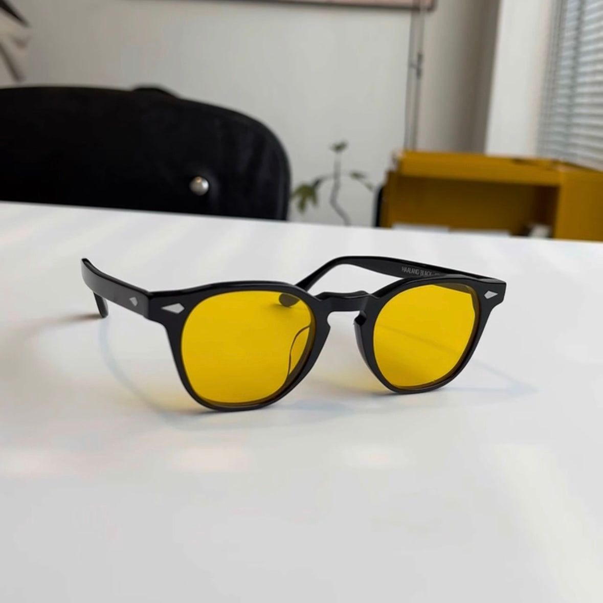 MORPHEUS BLACK DAY LENSES – LUCIER