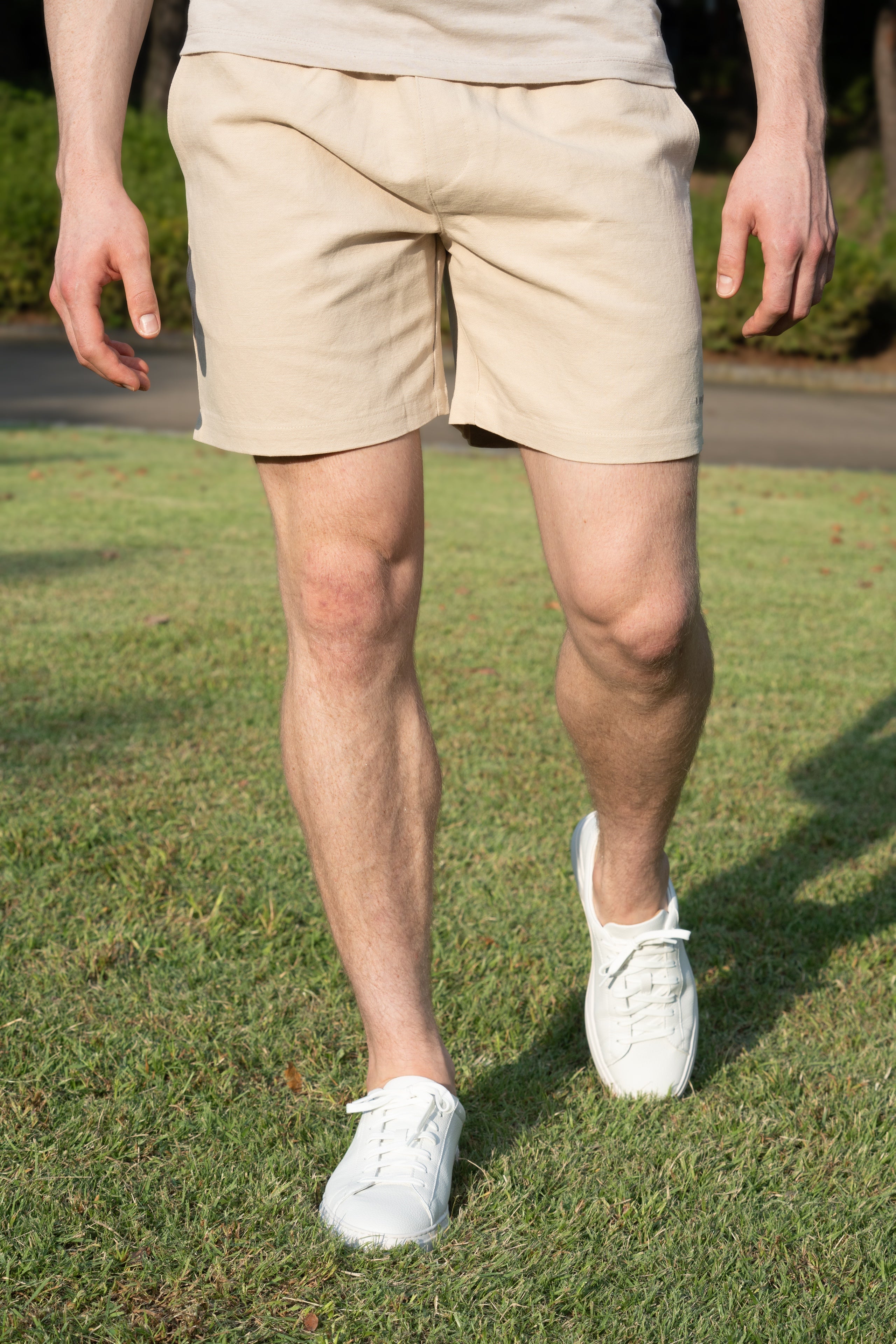 LINEN COTTON BLEND WIDE SHORTS