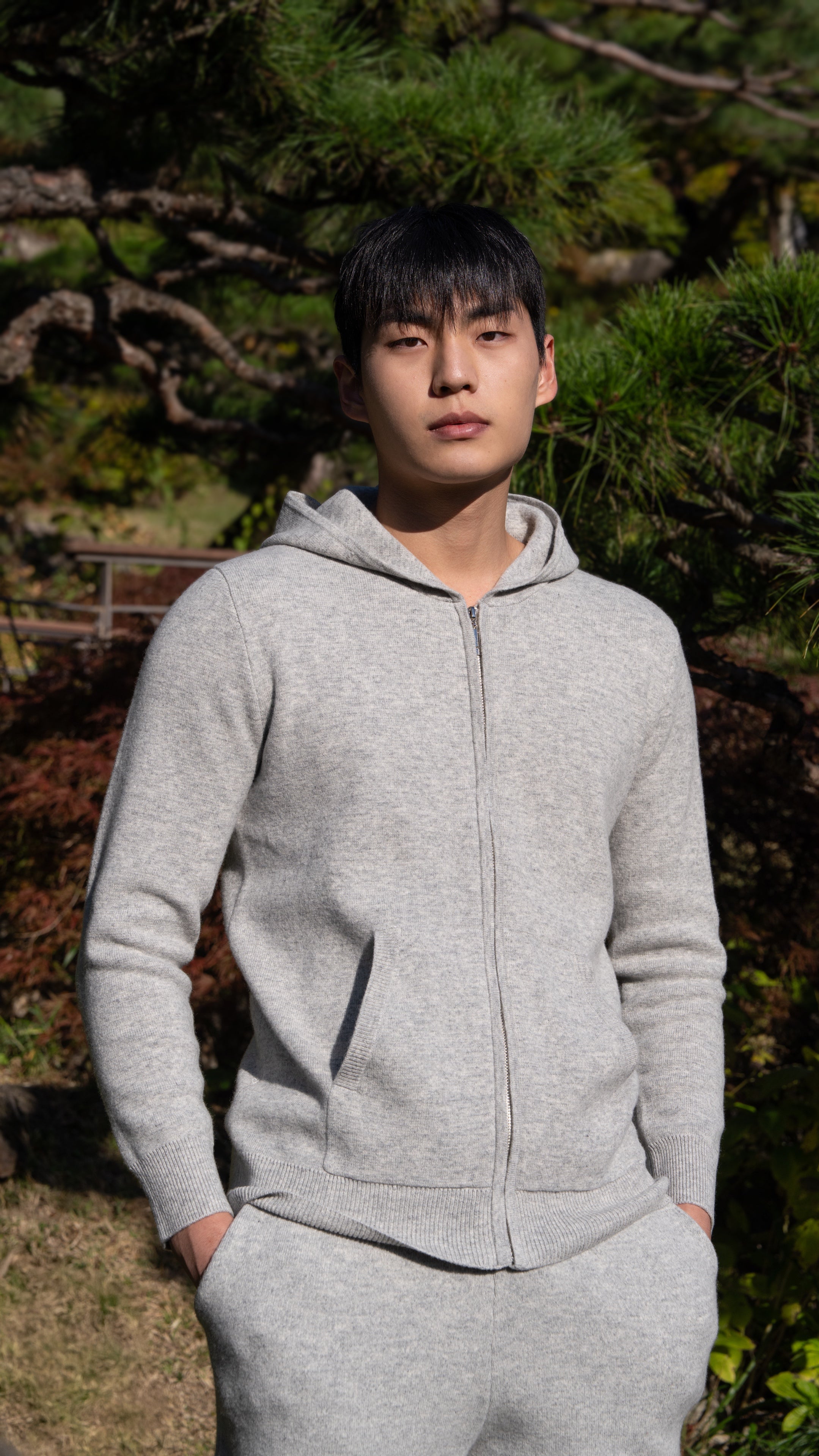 PURE MERINO WOOL BASIC HOODIE ZIP UP