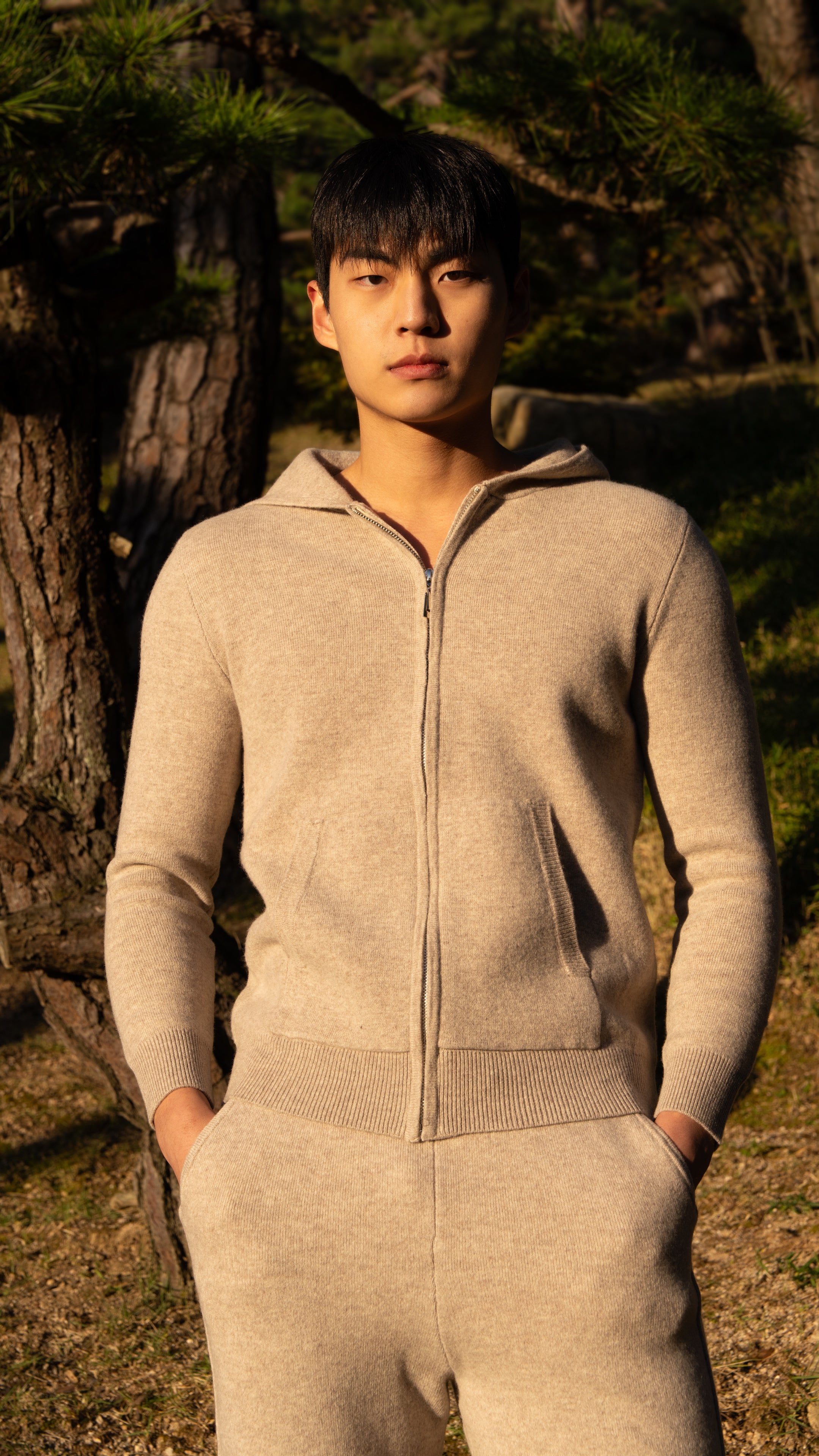 PURE MERINO WOOL BASIC HOODIE ZIP UP