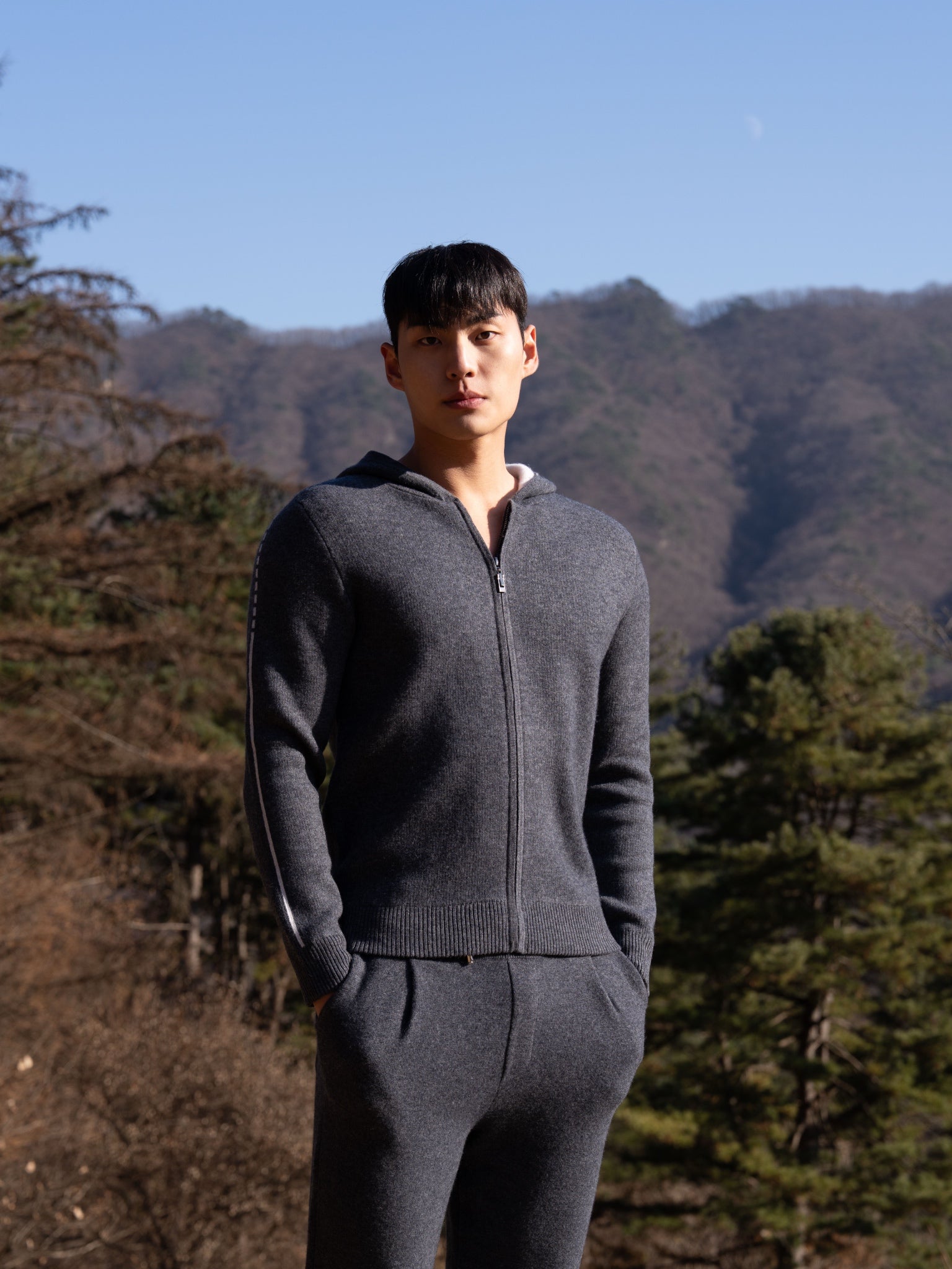 PURE CASHMERE WOOL BLEND WARM ZIP UP